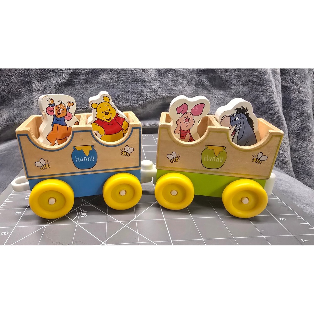 Disney Winnie the Pooh Wooden Train Set Figures Tigger Eeyore Piglet 2 Cars